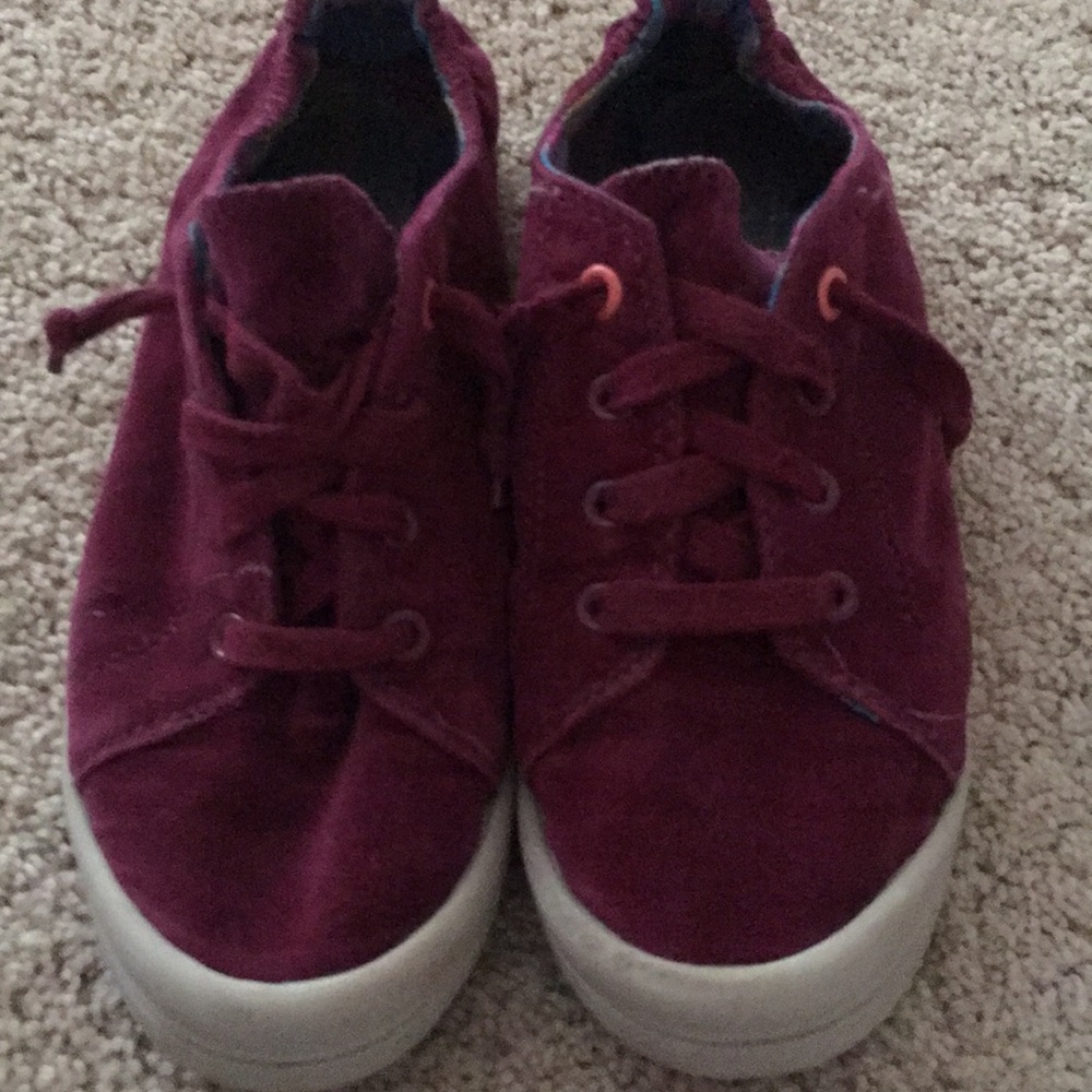 Cat & Jack velvet/suede sneaker/shoes Size 2